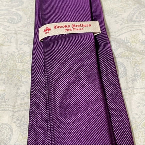 🤝 Brooks Brothers Purple Tie - “Red Fleece Collection” 🤝 - Picture 4 of 5